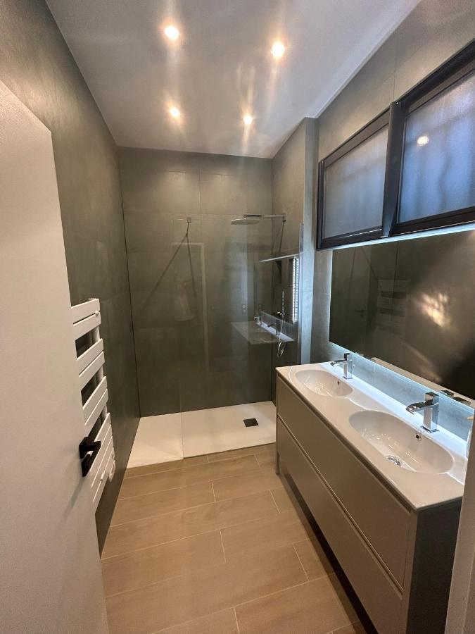 Villa Bel Air Cannes - 240M2 - Freshly Completely Renovated - Beach - Pool - No Party Allowed - No Bachelor-Ette Stay المظهر الخارجي الصورة