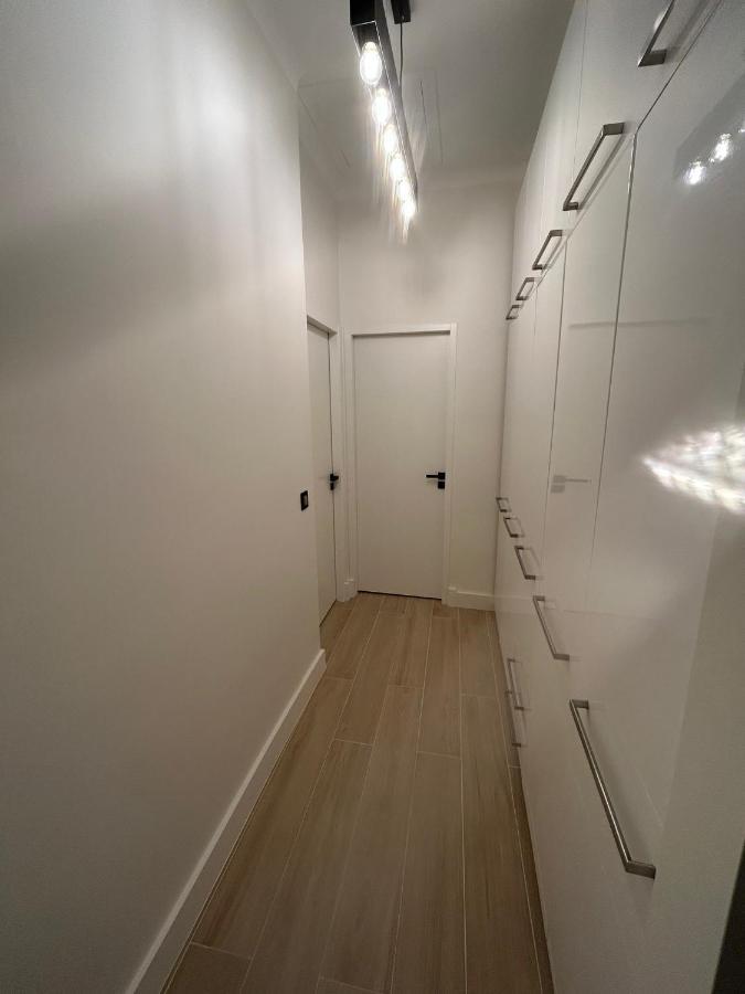 Villa Bel Air Cannes - 240M2 - Freshly Completely Renovated - Beach - Pool - No Party Allowed - No Bachelor-Ette Stay المظهر الخارجي الصورة